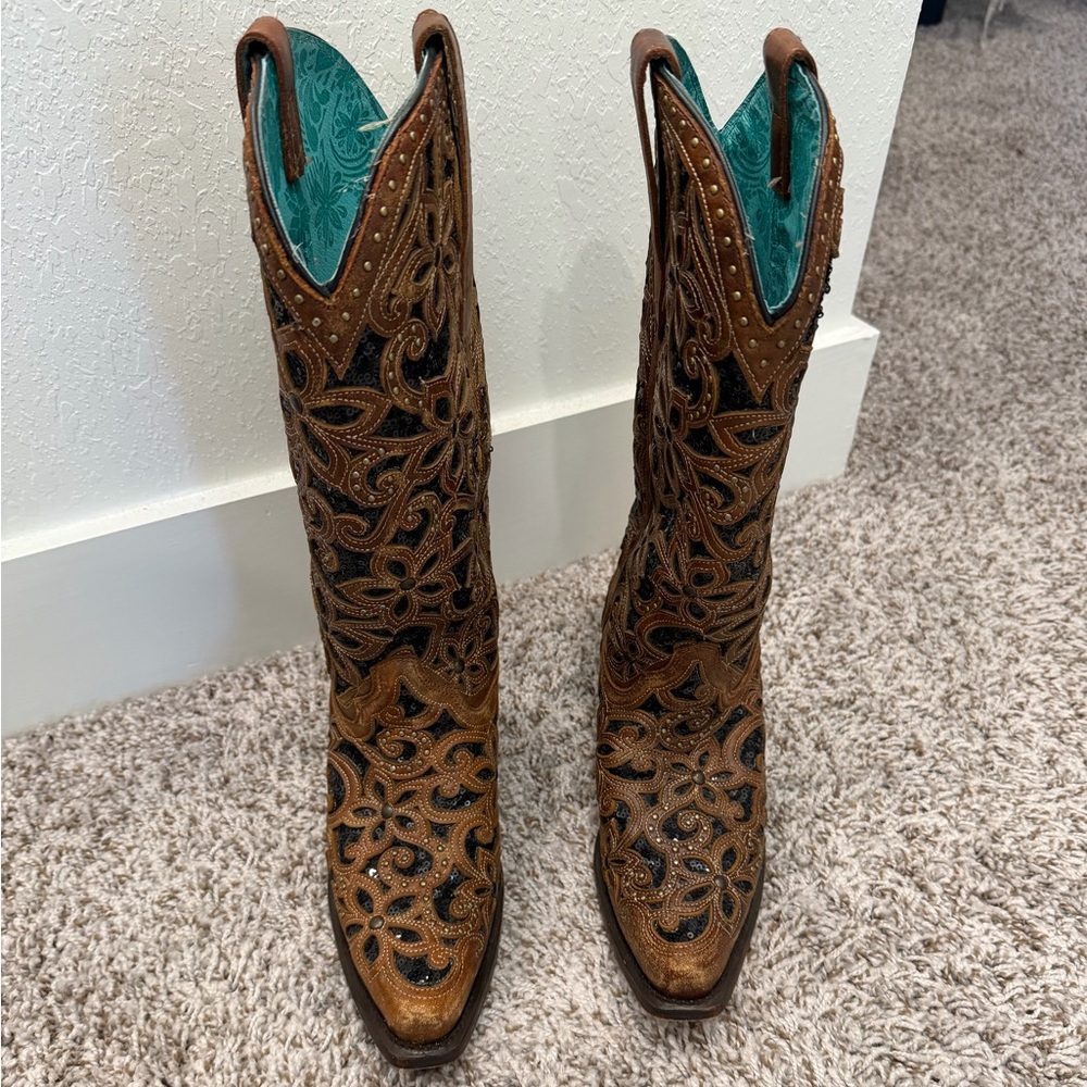 Women's Brown Embroidered Leather Heeled Cowboy Boots with Teal Lining